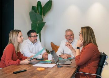 conversaciones difíciles para liderar equipos